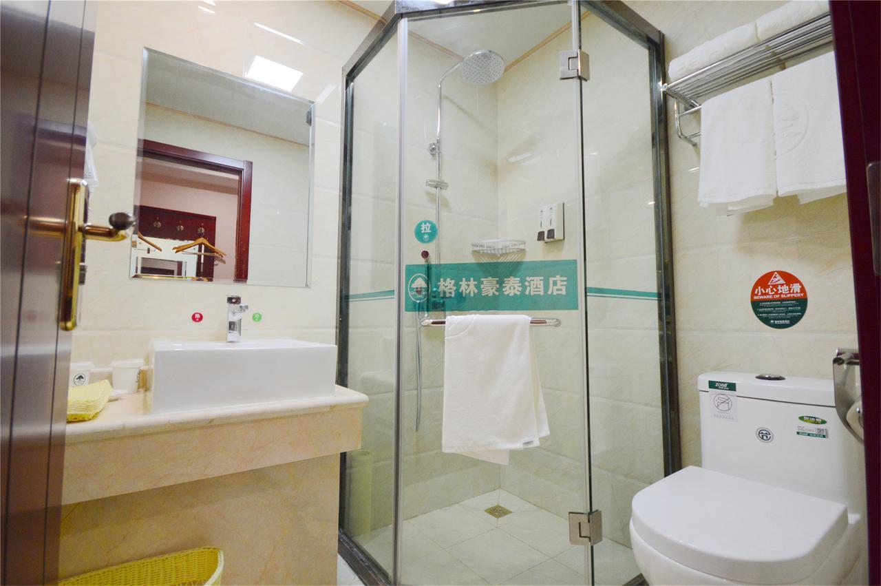 Greentree Inn Anhui Fuyang Yijing International North Door Busniess Hotel Esterno foto